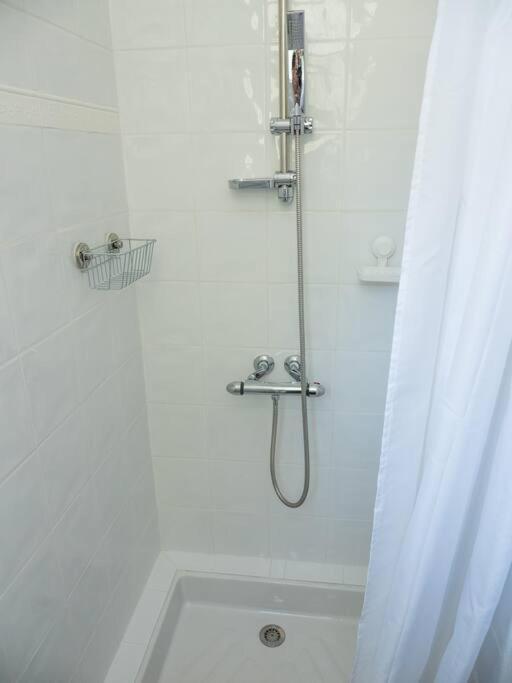 Logement Le Serein Toulon Buitenkant foto